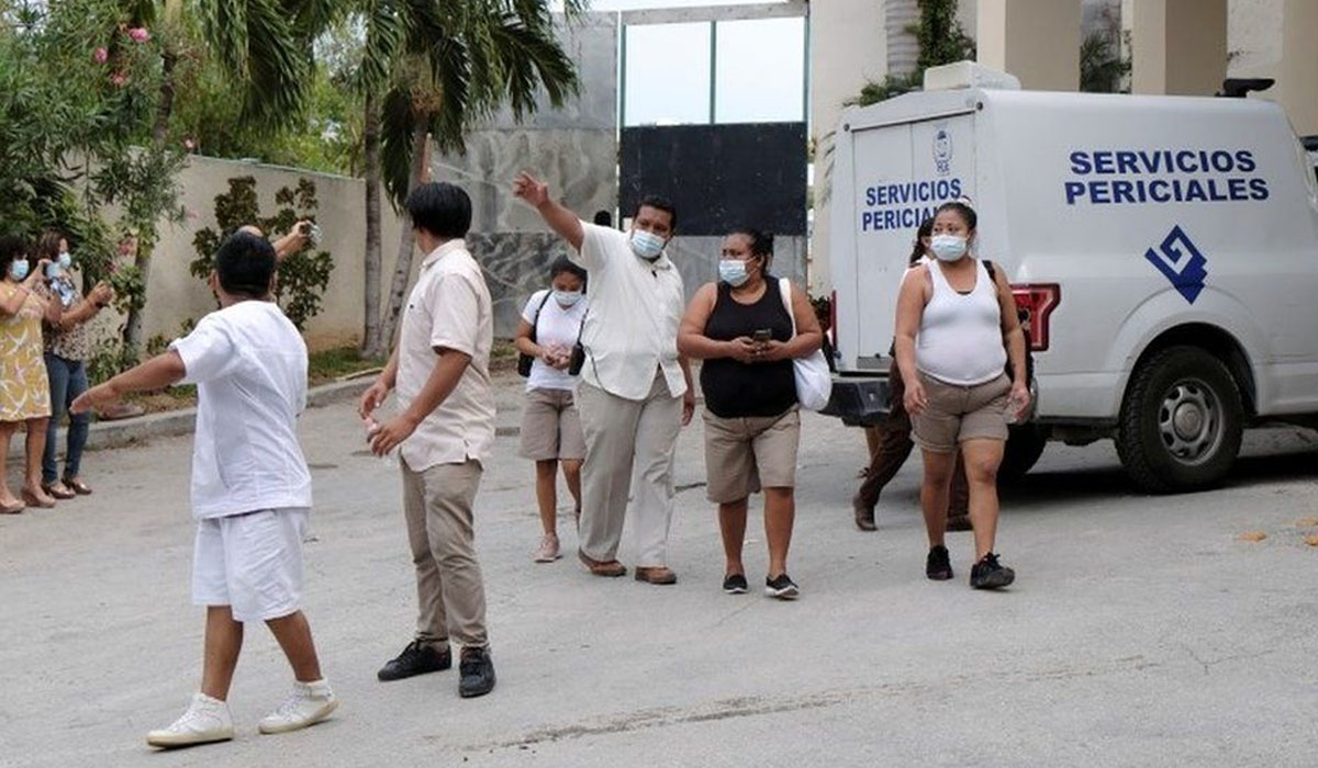 Two dead in shooting near upscale Mexican resorts